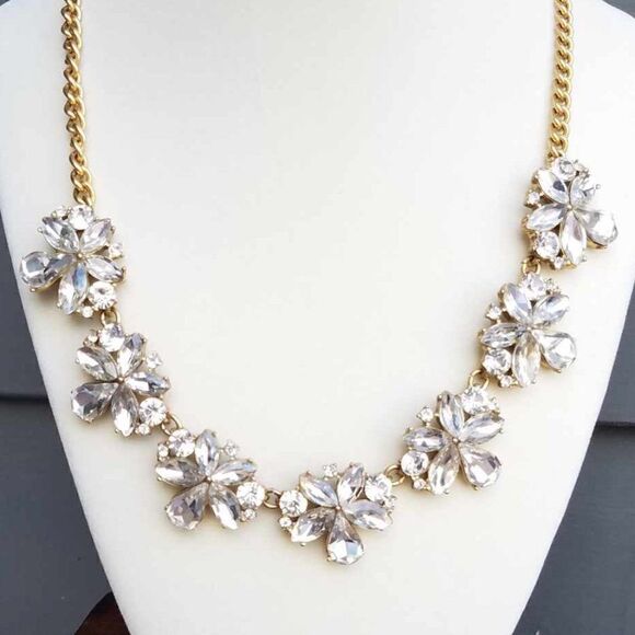 NWOT J Crew Rhinestone Crystal Statement Necklace - Picture 8 of 9